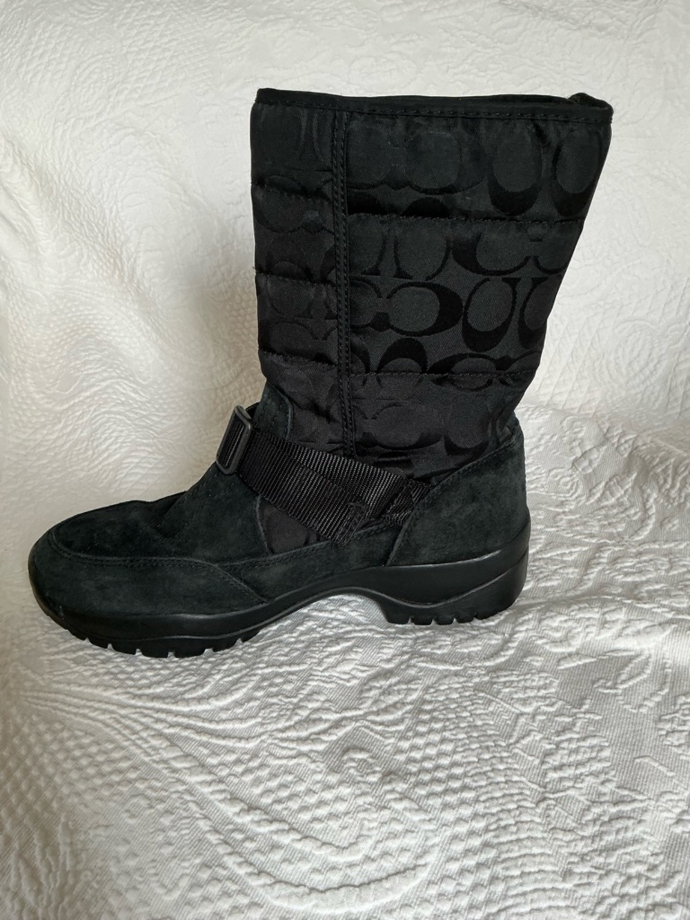 🤎 Coach Sandi Women’s Snow Boots With Vibram Soles - Size 8 - Picture 7 of 8